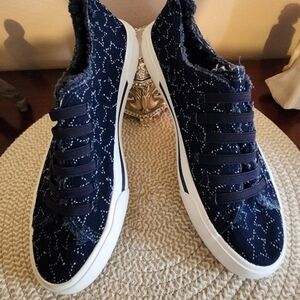 NEW ~ Blowfish Navy Blue Patterned Sneakers ~ NO Tie/Slip Ons